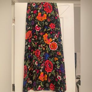 Trashy diva floor length keyhole floral dress